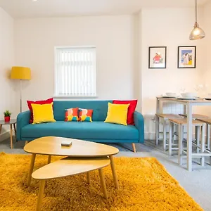  Holiday home Detached Coach House Near Principality Stadium In United Kingdom